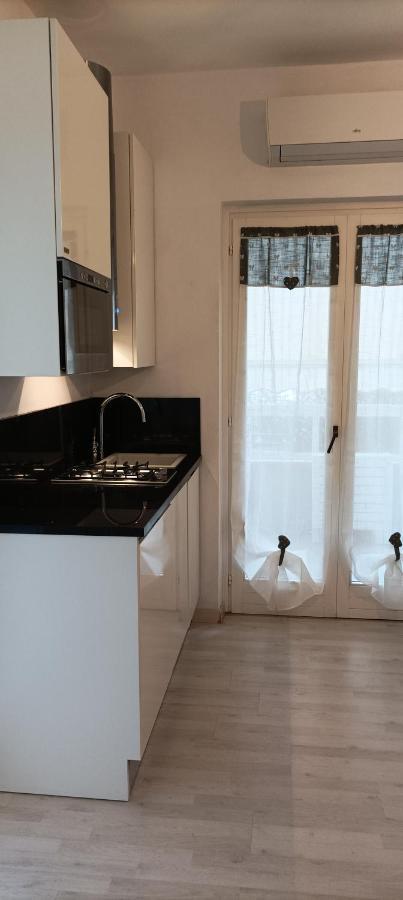 La Casina Di Ale Lejlighed Marina Di Carrara Eksteriør billede