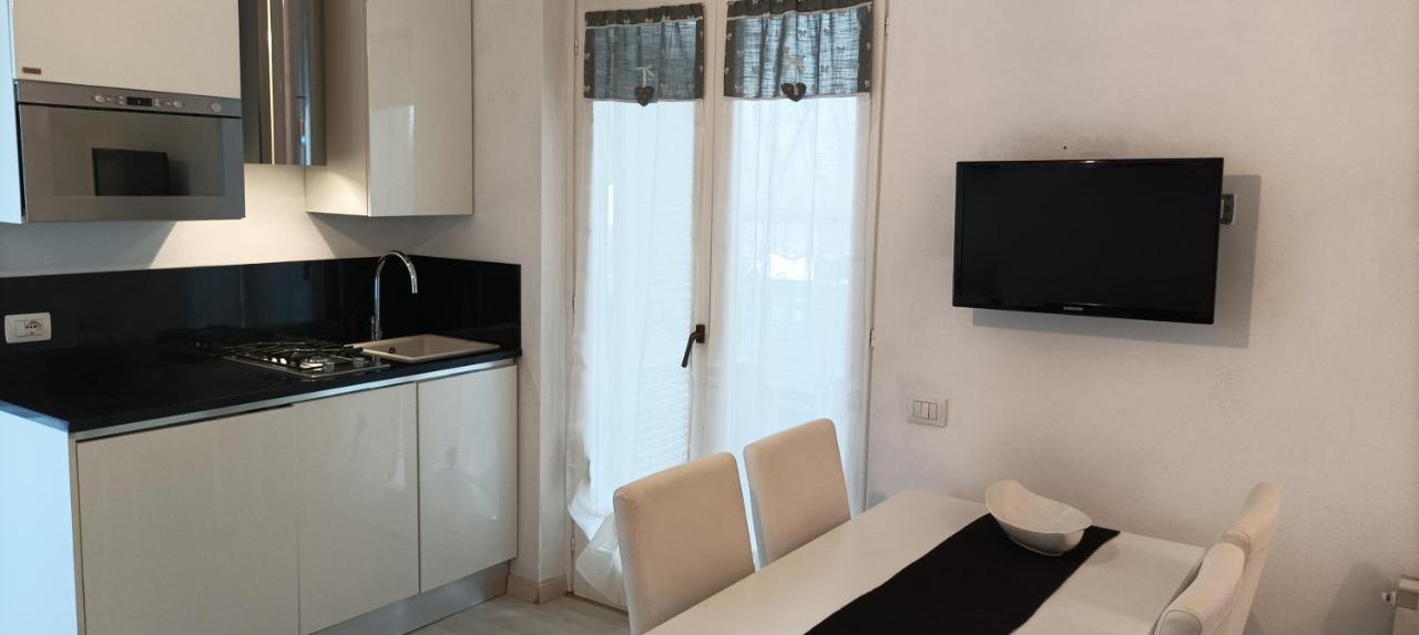 La Casina Di Ale Lejlighed Marina Di Carrara Eksteriør billede